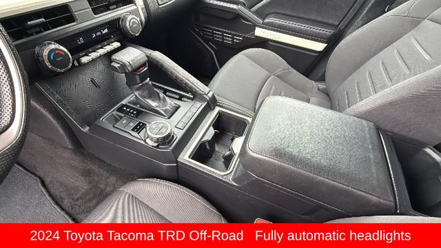 Used 2024 Toyota Tacoma TRD Off-Road AWD/4WD image 13