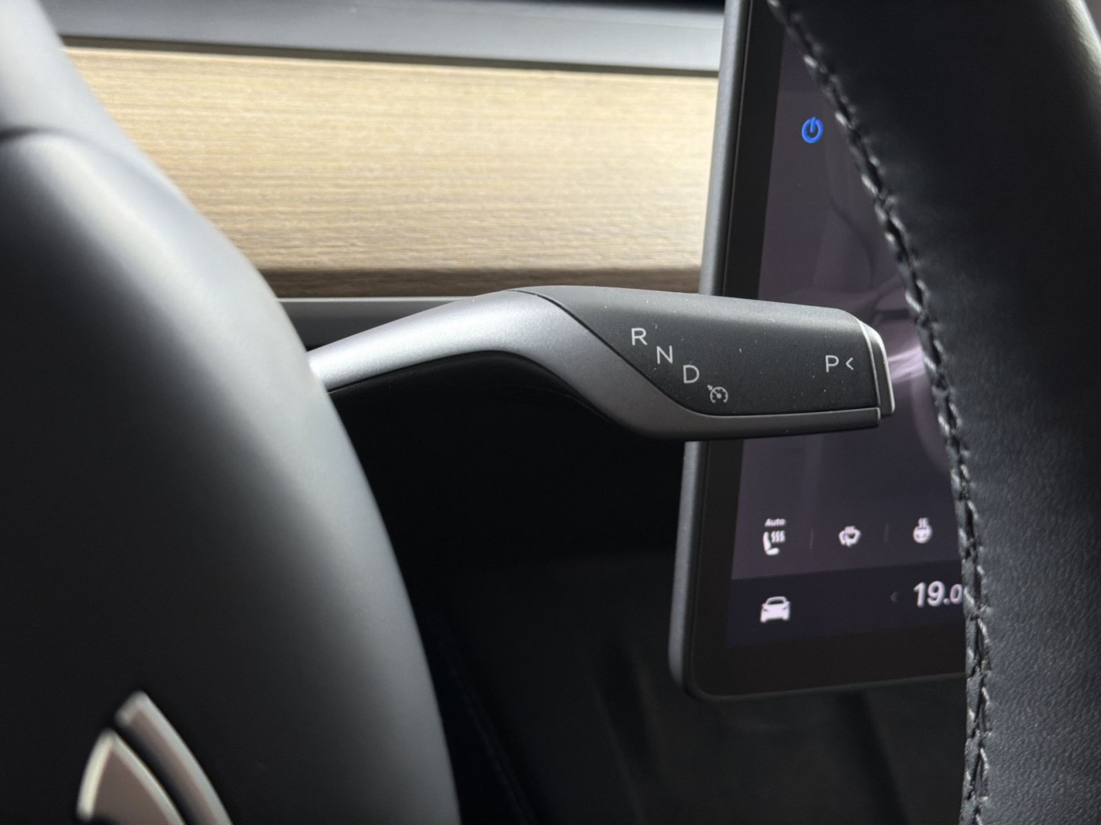 Used 2024 Tesla Model Y Performance AWD/4WD image 22