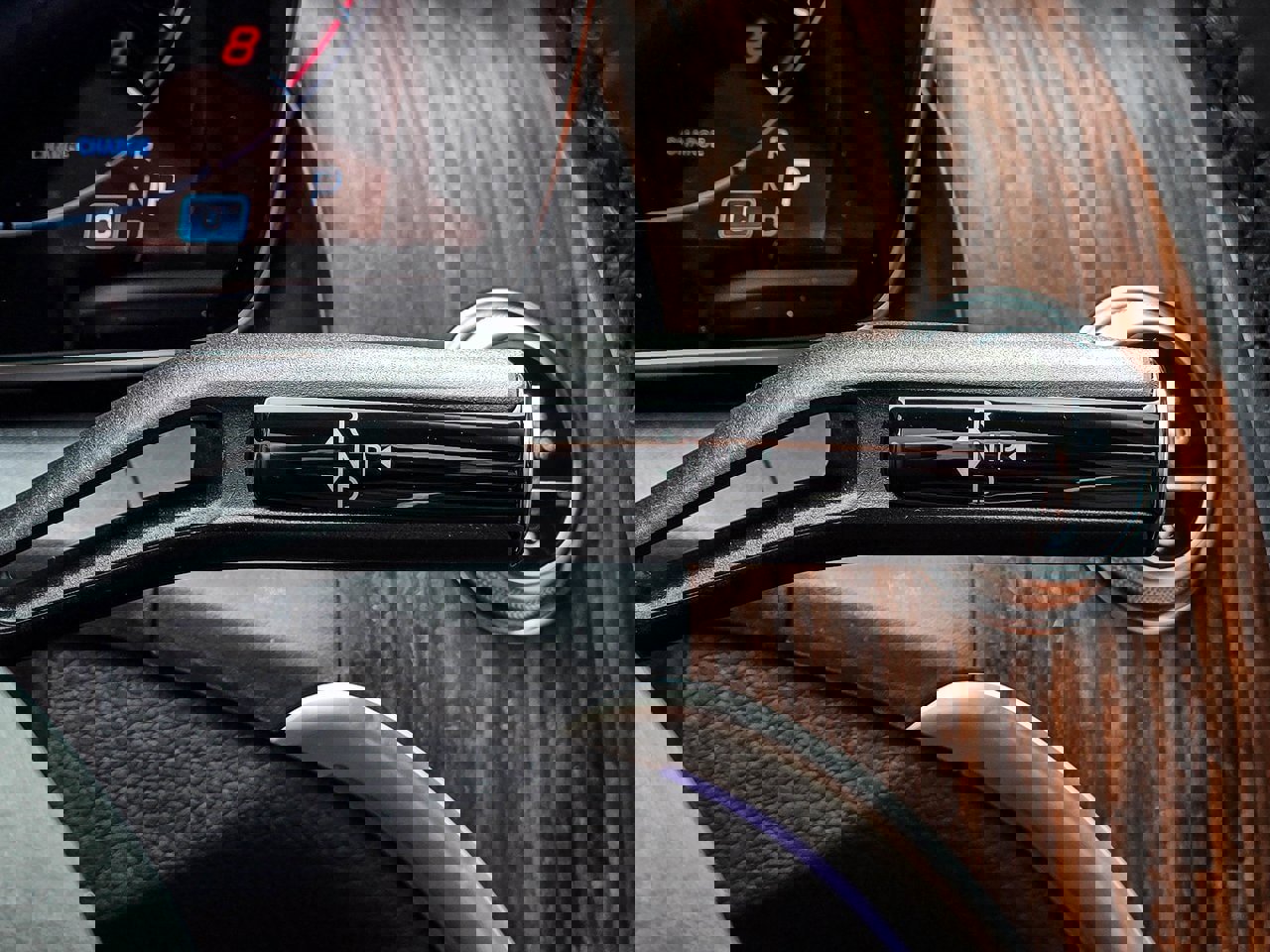 Used 2025 Mercedes-Benz GLC 300 4MATIC image 23