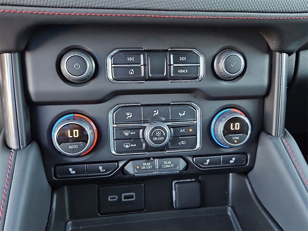 Used 2024 Chevrolet Tahoe RST image 25