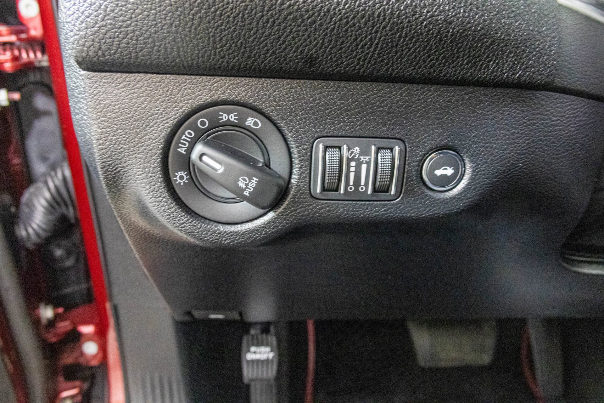 Used 2022 Dodge Challenger R/T w/ Shaker Package image 21