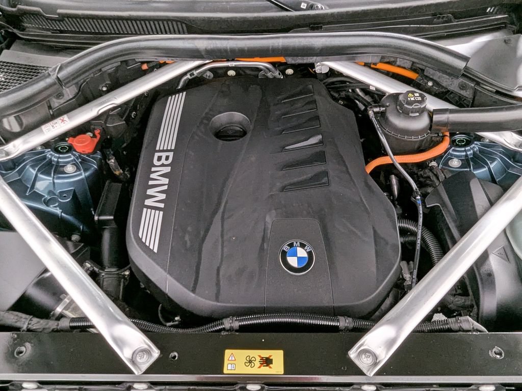Certified 2024 BMW X5 xDrive50e w/ Premium Package AWD/4WD image 51