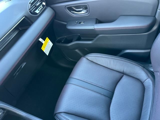 New 2025 Honda Pilot Black Edition image 32