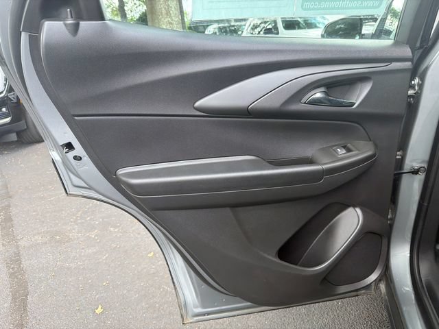 Used 2025 Chevrolet TrailBlazer LS FWD image 21