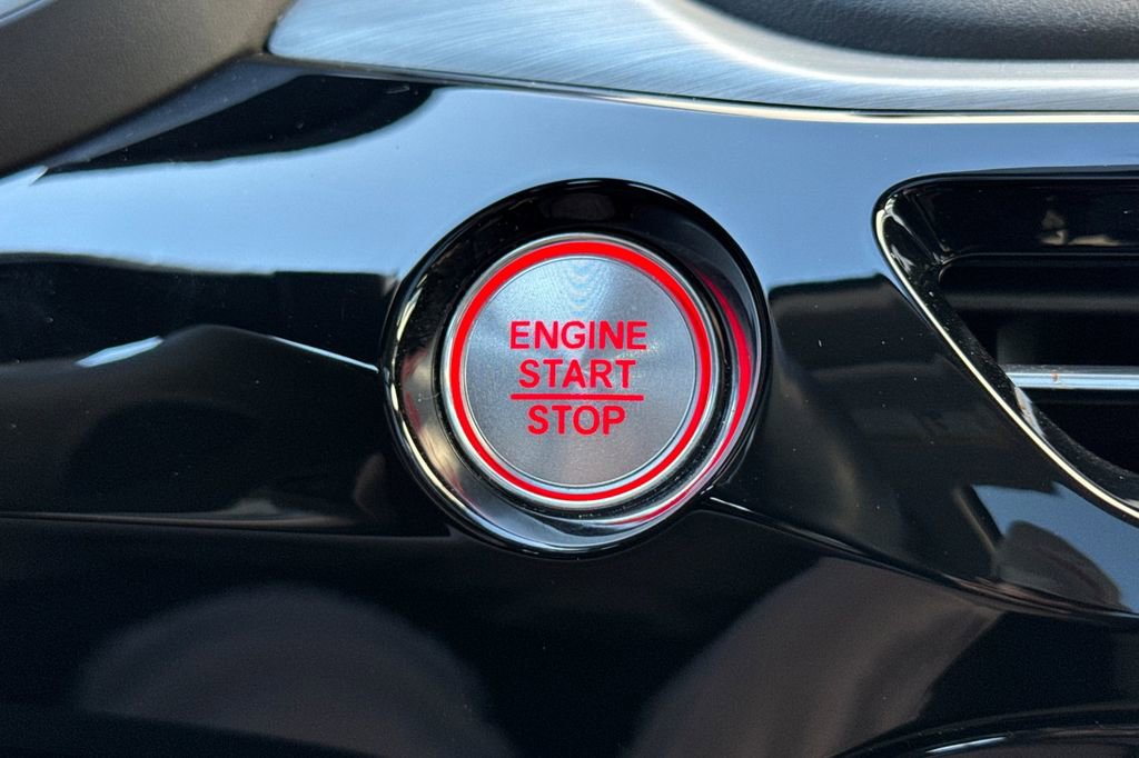 Certified 2023 Acura MDX FWD w/ Technology Package image 30