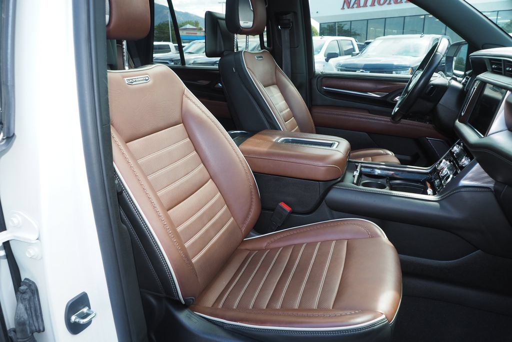 Used 2023 GMC Yukon Denali Ultimate AWD/4WD image 25