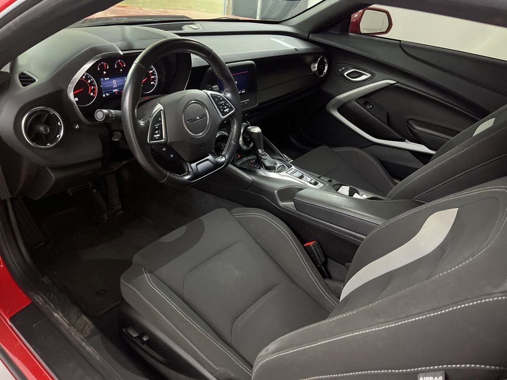 Used 2022 Chevrolet Camaro LT image 21