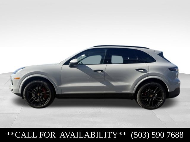 Used 2022 Porsche Cayenne AWD/4WD image 2