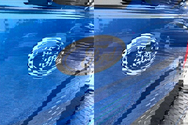 Used 2018 Ford F150 XLT w/ Equipment Group 302A Luxury image 7