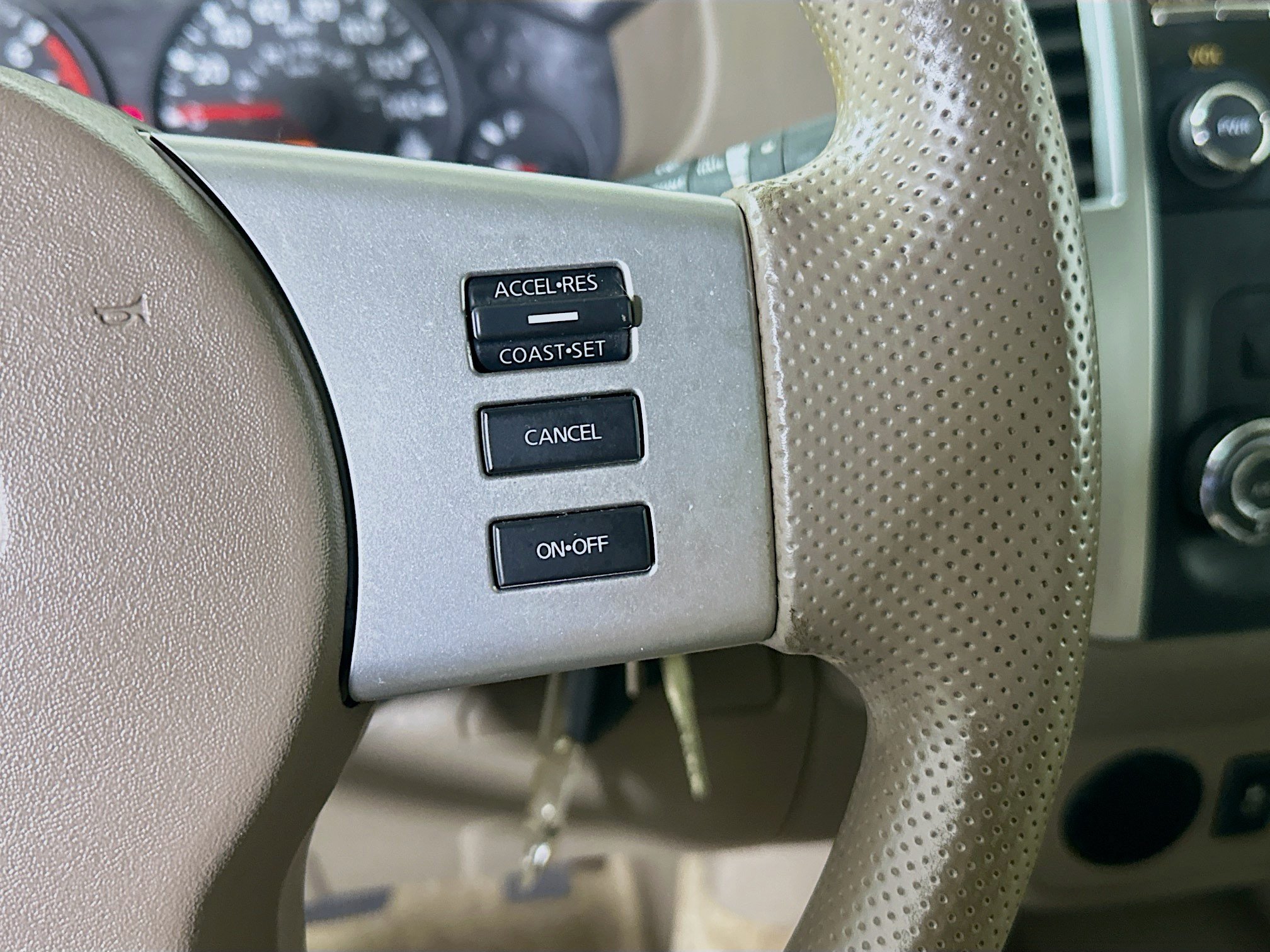 Used 2014 Nissan Frontier SV RWD image 17