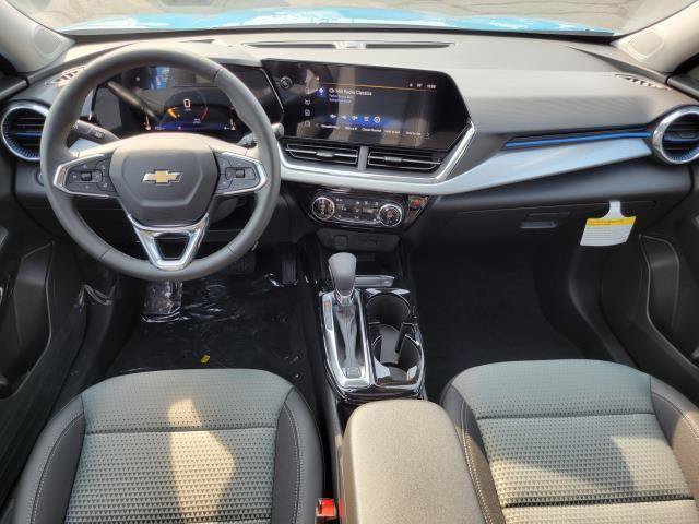 New 2026 Chevrolet Trax LT w/ Sunroof Package FWD image 27