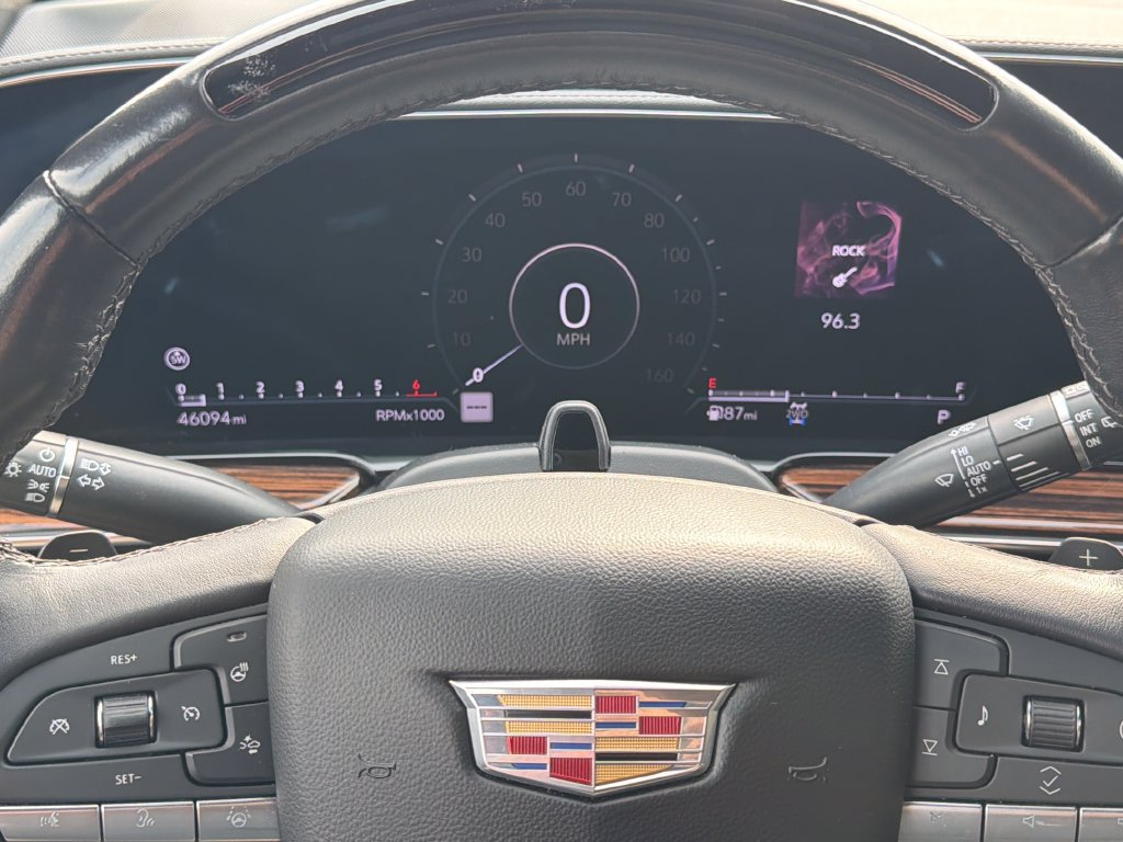 Certified 2023 Cadillac Escalade Premium Luxury AWD/4WD image 6