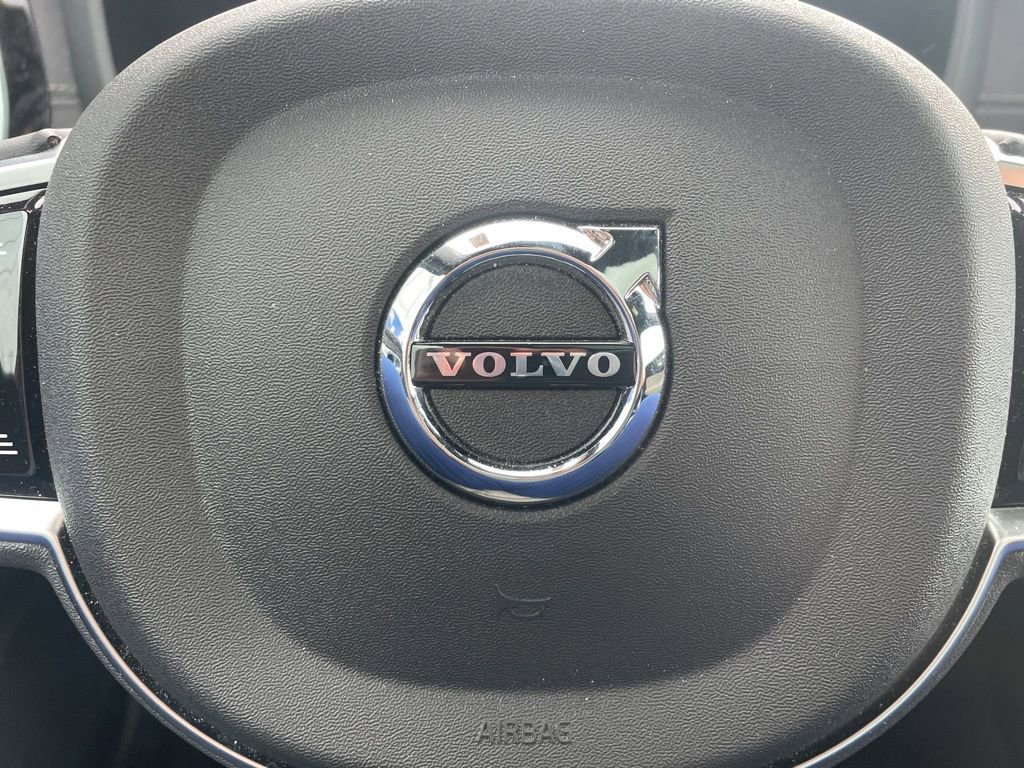 Certified 2025 Volvo V60 B5 Cross Country Ultra image 42