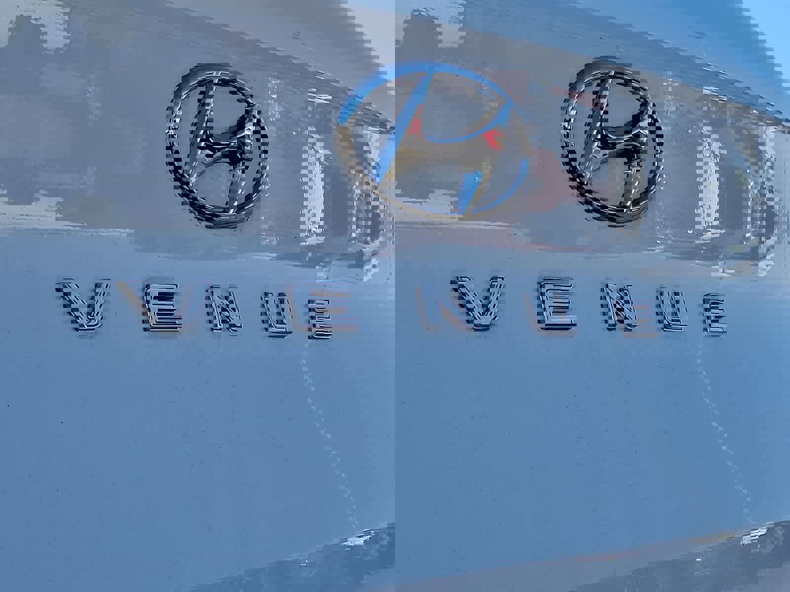 Used 2024 Hyundai Venue SEL image 36