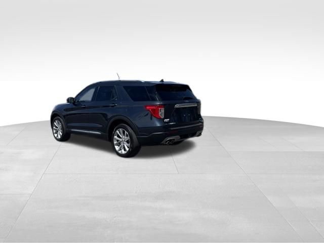 Certified 2022 Ford Explorer Platinum w/ Equipment Group 601A AWD/4WD image 3