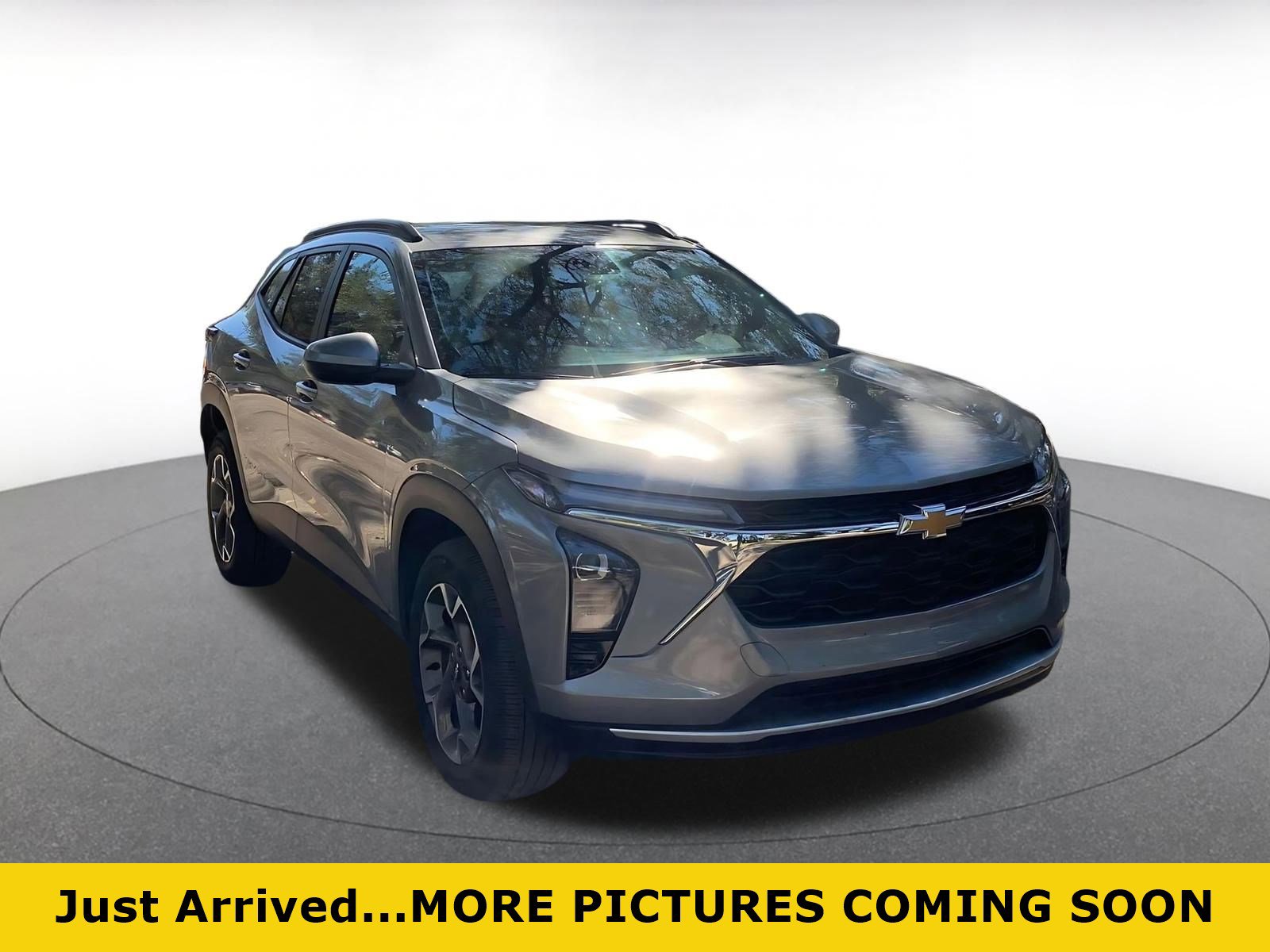 Used 2025 Chevrolet Trax LT w/ LT Convenience Package