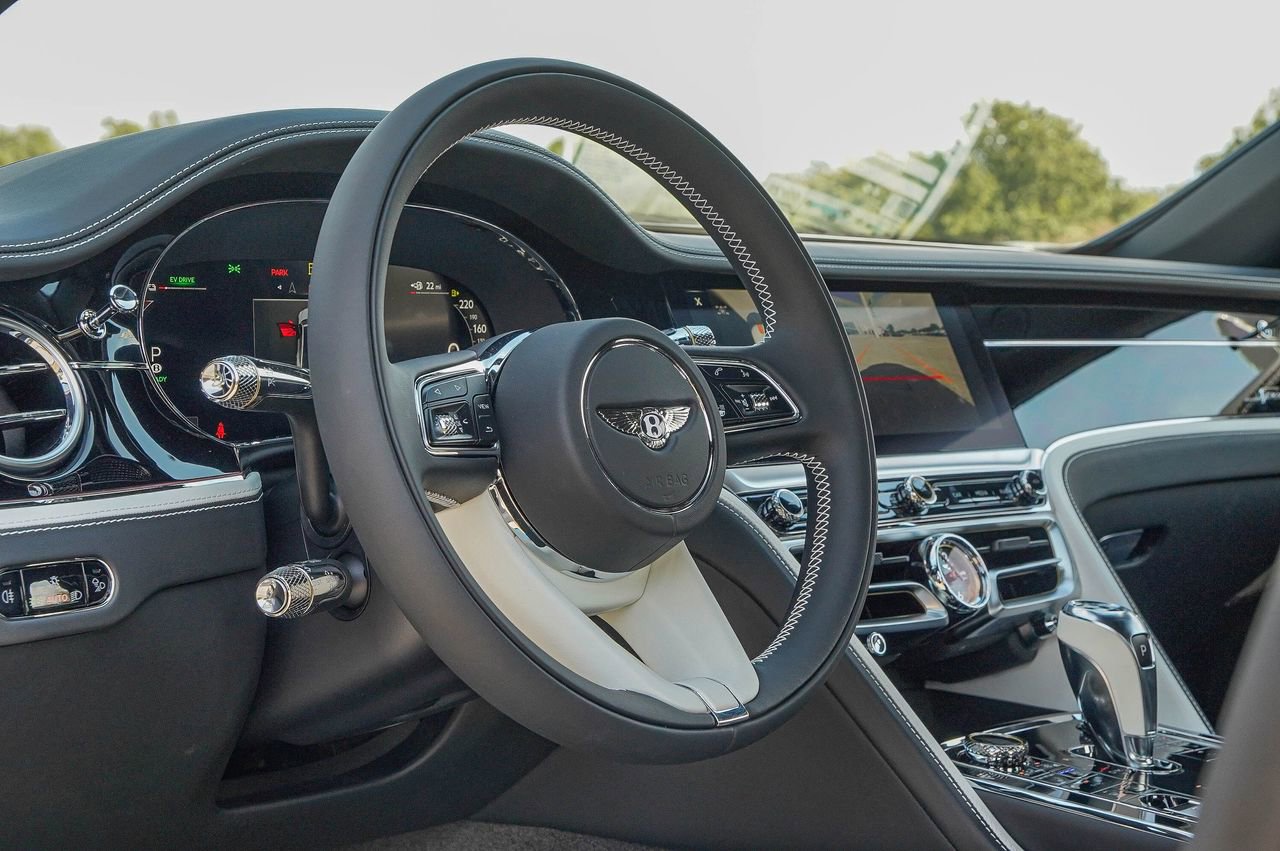 New 2026 Bentley Flying Spur Plug-In Hybrid AWD/4WD image 19