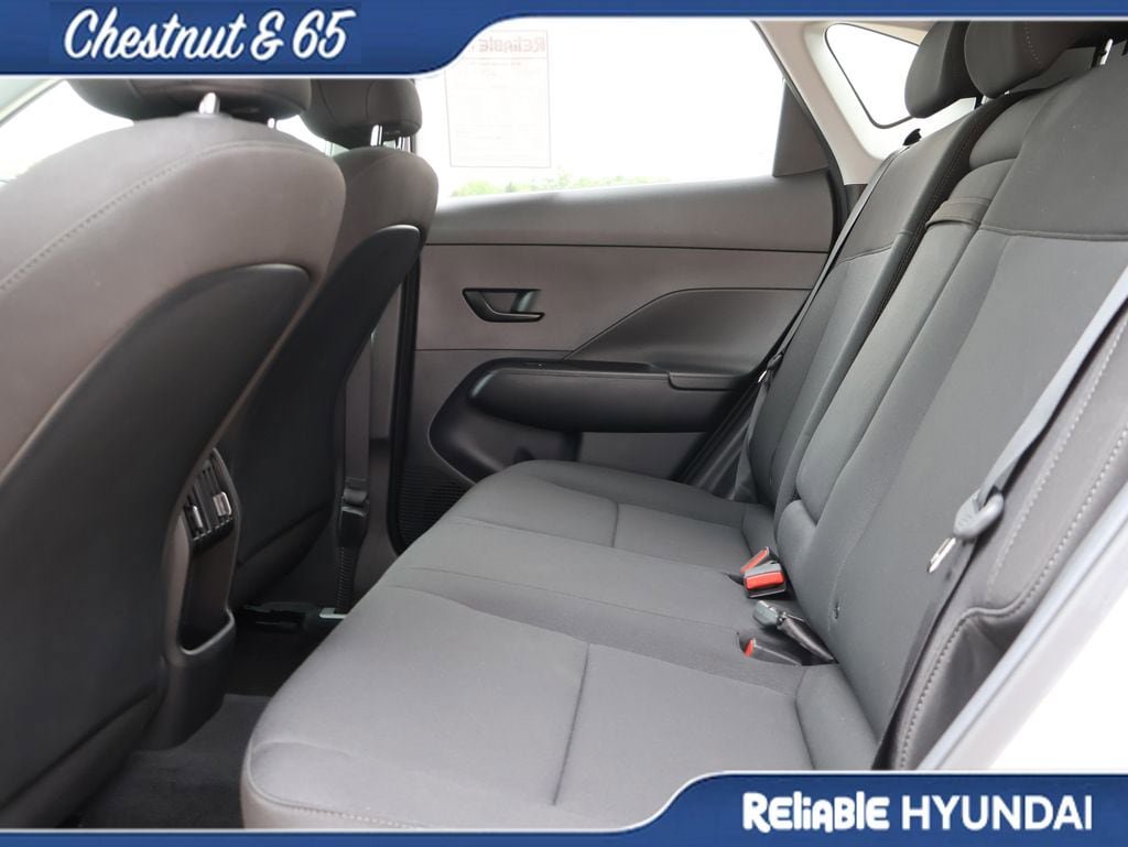 Used 2024 Hyundai Kona SEL w/ Convenience Package FWD image 18