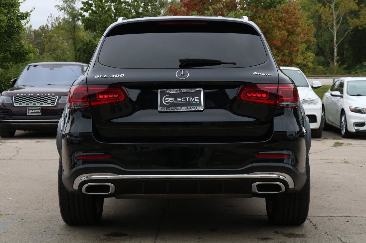 Used 2020 Mercedes-Benz GLC 300 4MATIC image 16