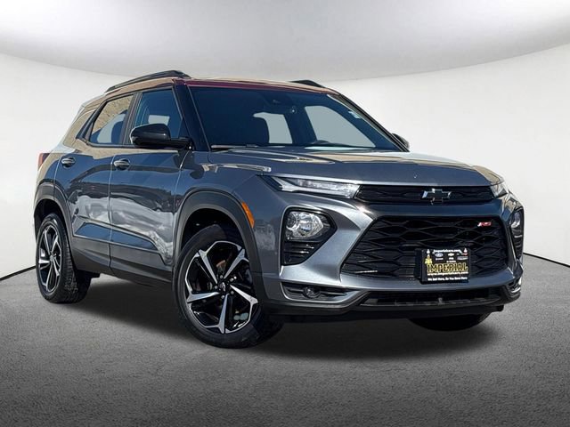 Used 2022 Chevrolet TrailBlazer RS w/ Technology Package image 2