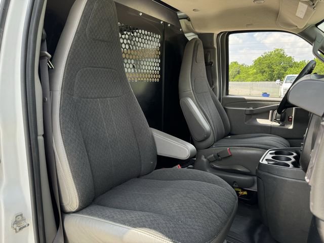 Used 2024 Chevrolet Express 2500 w/ Driver Convenience Package RWD image 21