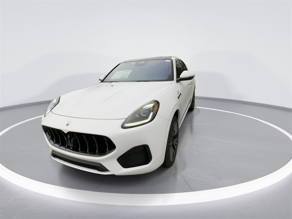 New 2024 Maserati Grecale GT image 4