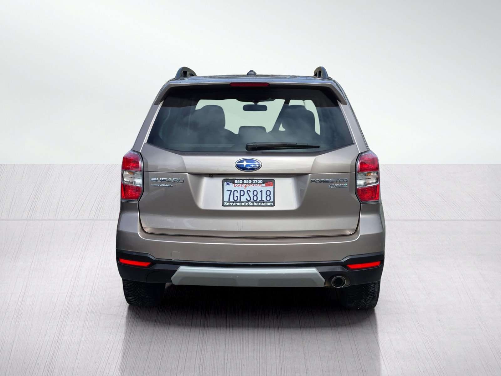 Used 2015 Subaru Forester 2.5i Touring AWD/4WD image 5