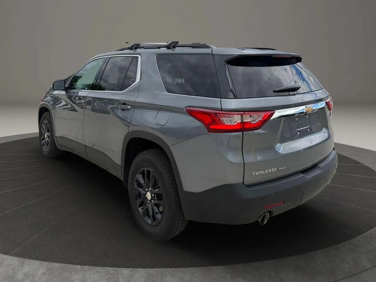 Used 2021 Chevrolet Traverse LT AWD/4WD image 5