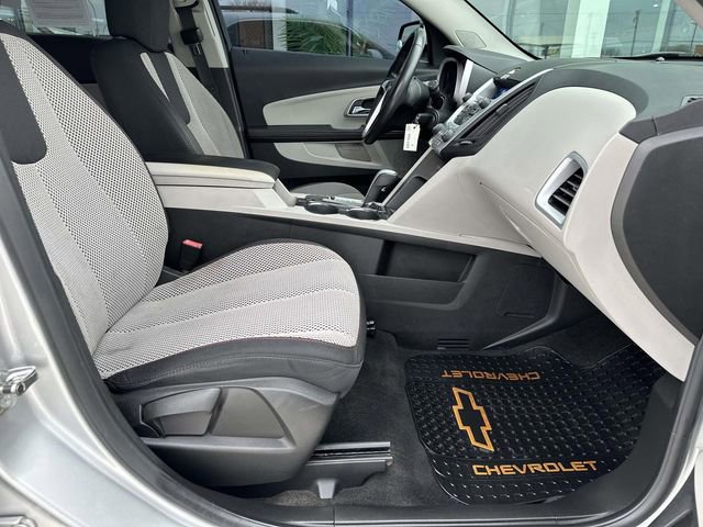 Used 2011 Chevrolet Equinox LT w/ Driver Convenience Package image 17