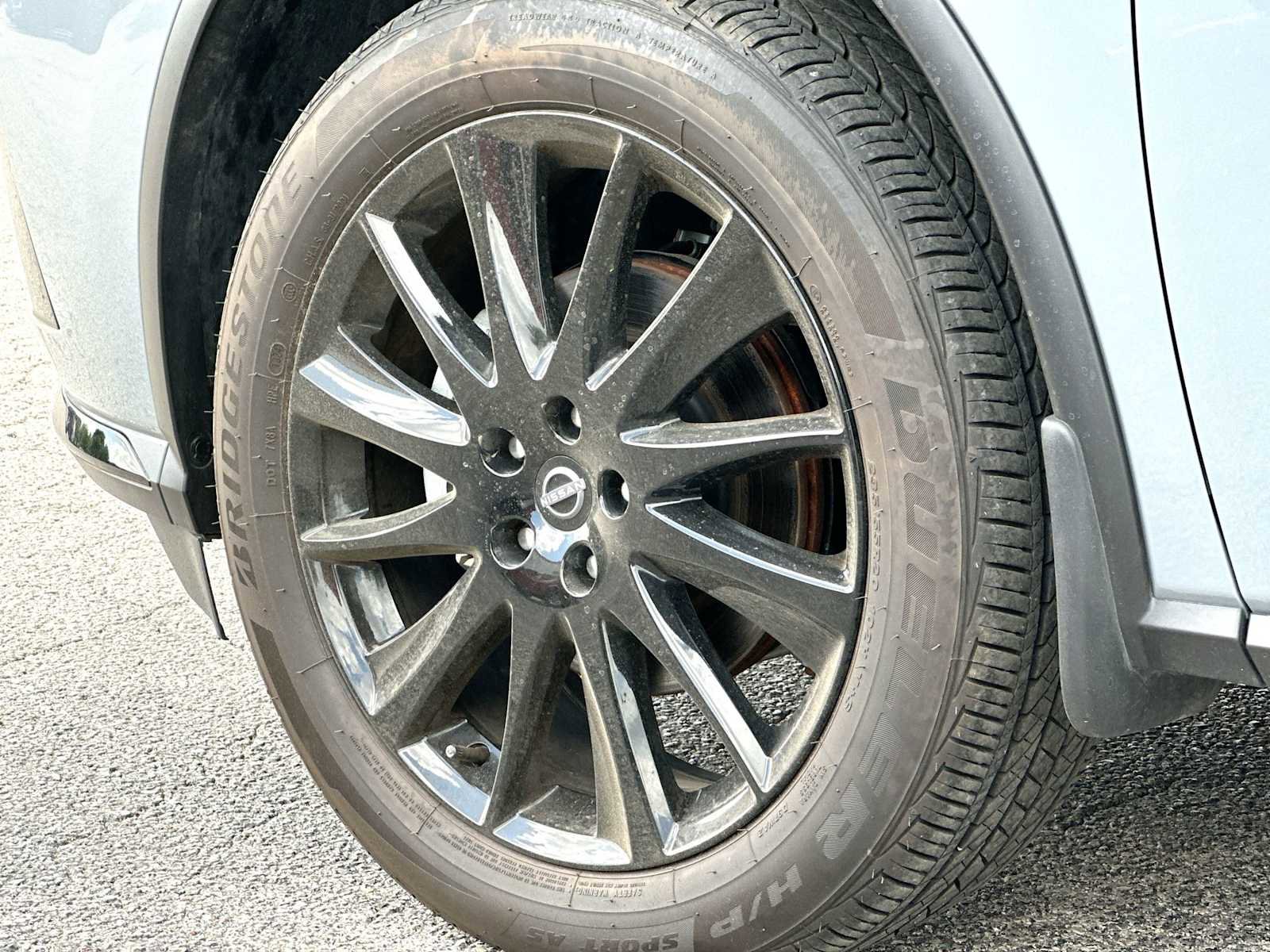 Used 2024 Nissan Murano SV w/ SV Midnight Edition Package image 11