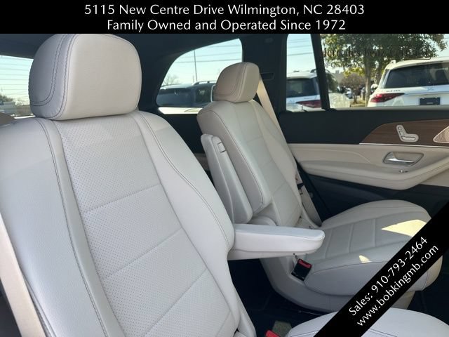 Certified 2025 Mercedes-Benz GLS 450 4MATIC image 31