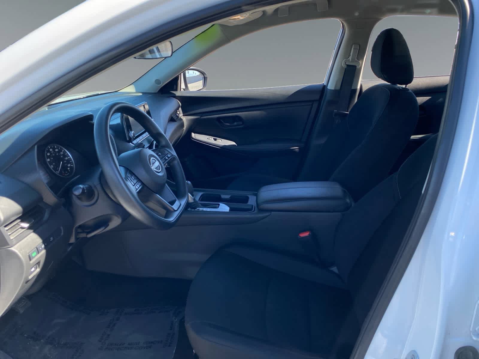 Used 2024 Nissan Sentra S FWD image 9