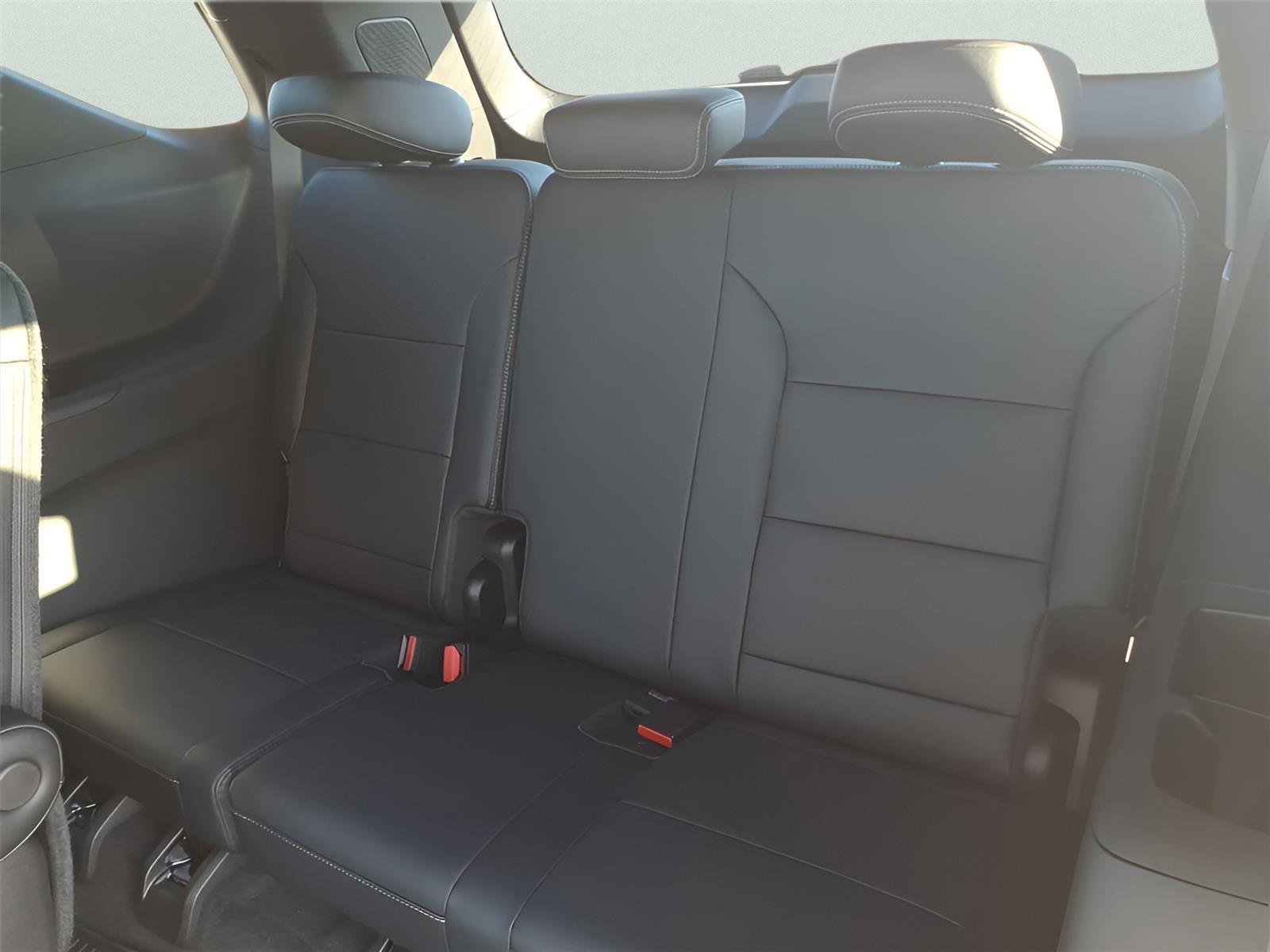 New 2026 Chevrolet Traverse LT w/ Sun and Wheel Package image 12