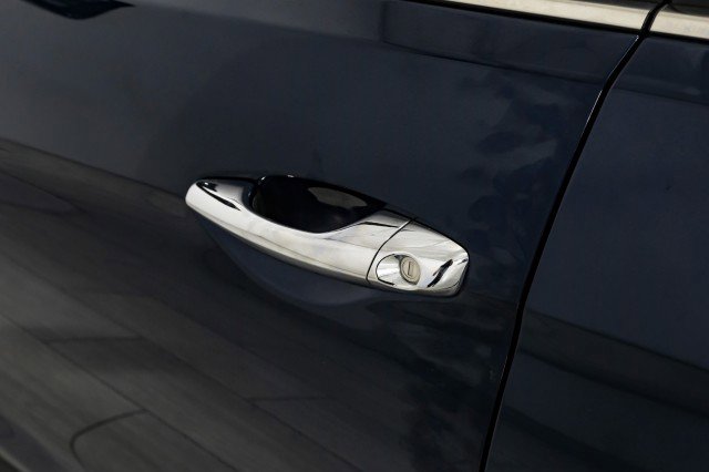 Used 2017 Hyundai Santa Fe Sport FWD image 37