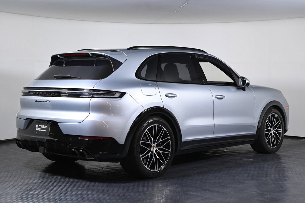 Certified 2025 Porsche Cayenne GTS AWD/4WD image 7