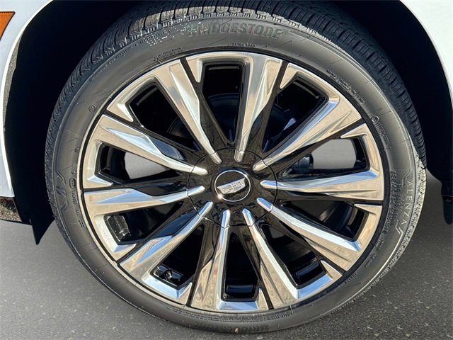 New 2026 Cadillac Escalade Luxury w/ Touring Package image 9