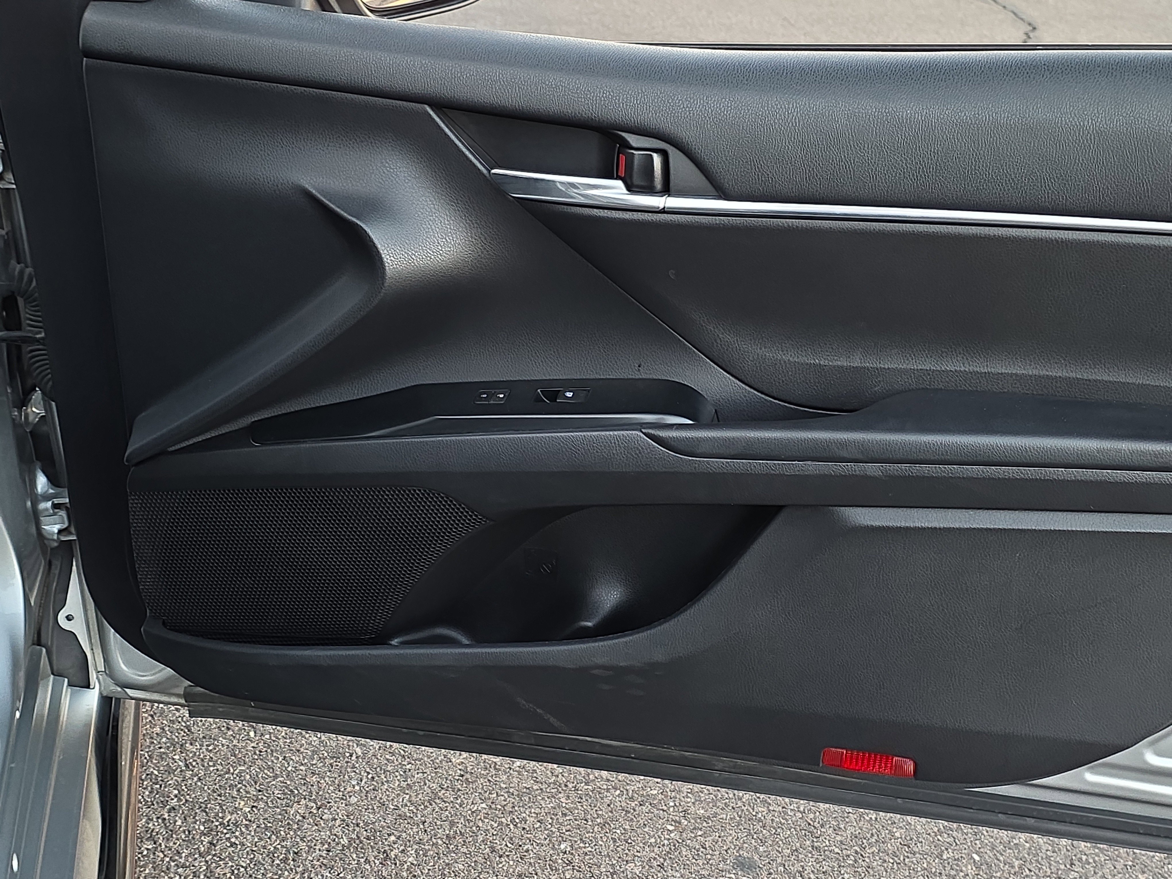 Used 2020 Toyota Camry TRD image 28