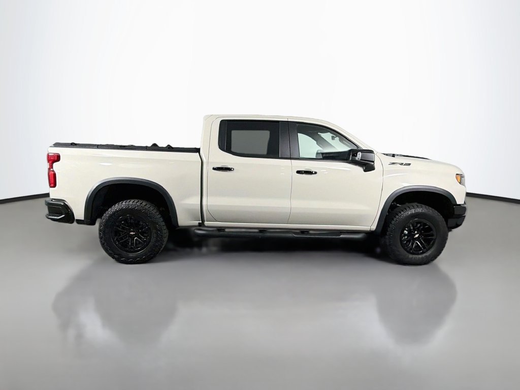 Used 2026 Chevrolet Silverado 1500 ZR2 w/ LPO, Dark Essentials Package AWD/4WD image 4