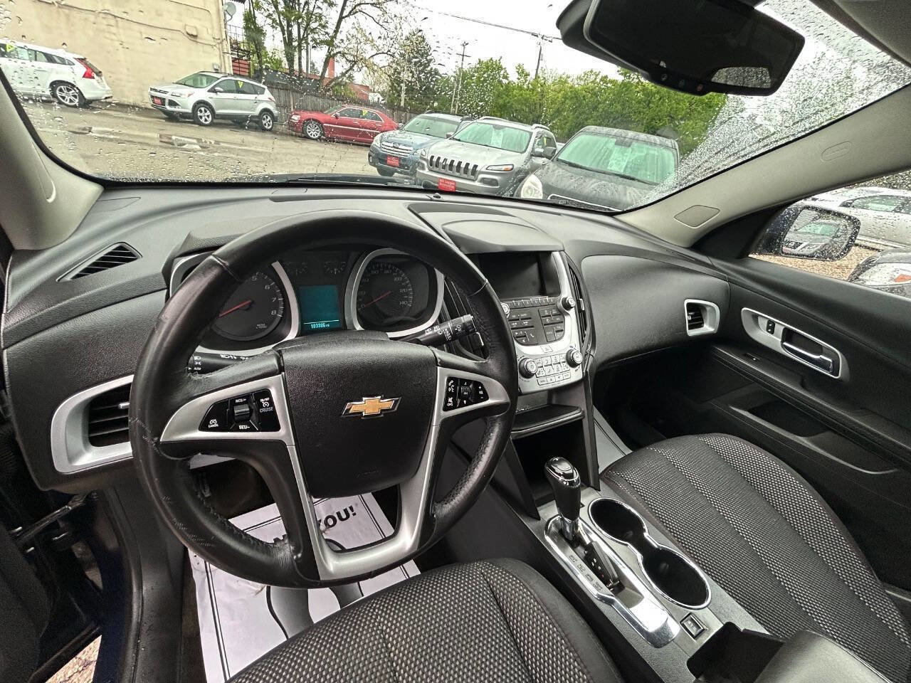 Used 2017 Chevrolet Equinox LT w/ Convenience Package FWD image 5