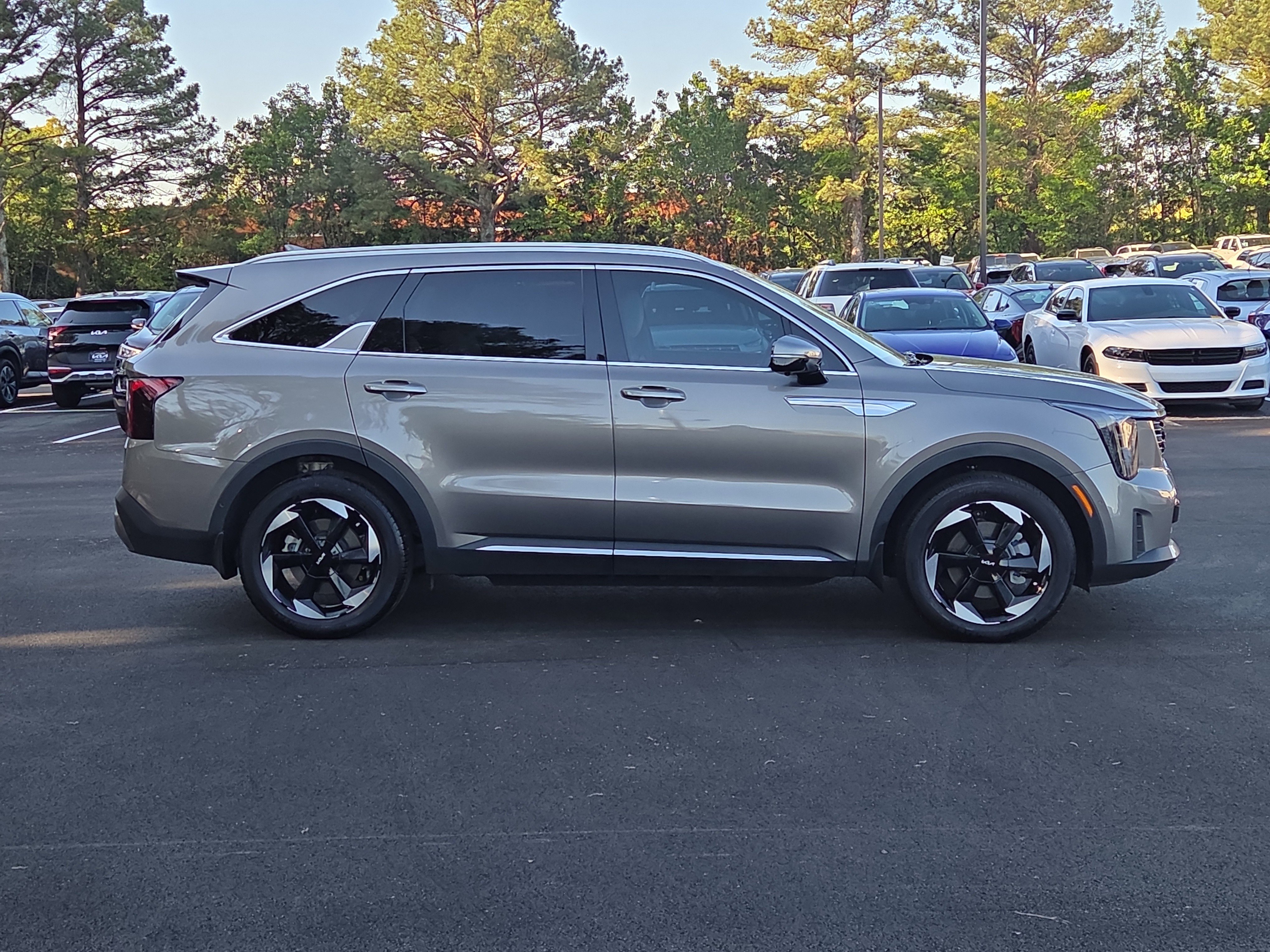 Used 2025 Kia Sorento SX Prestige image 1