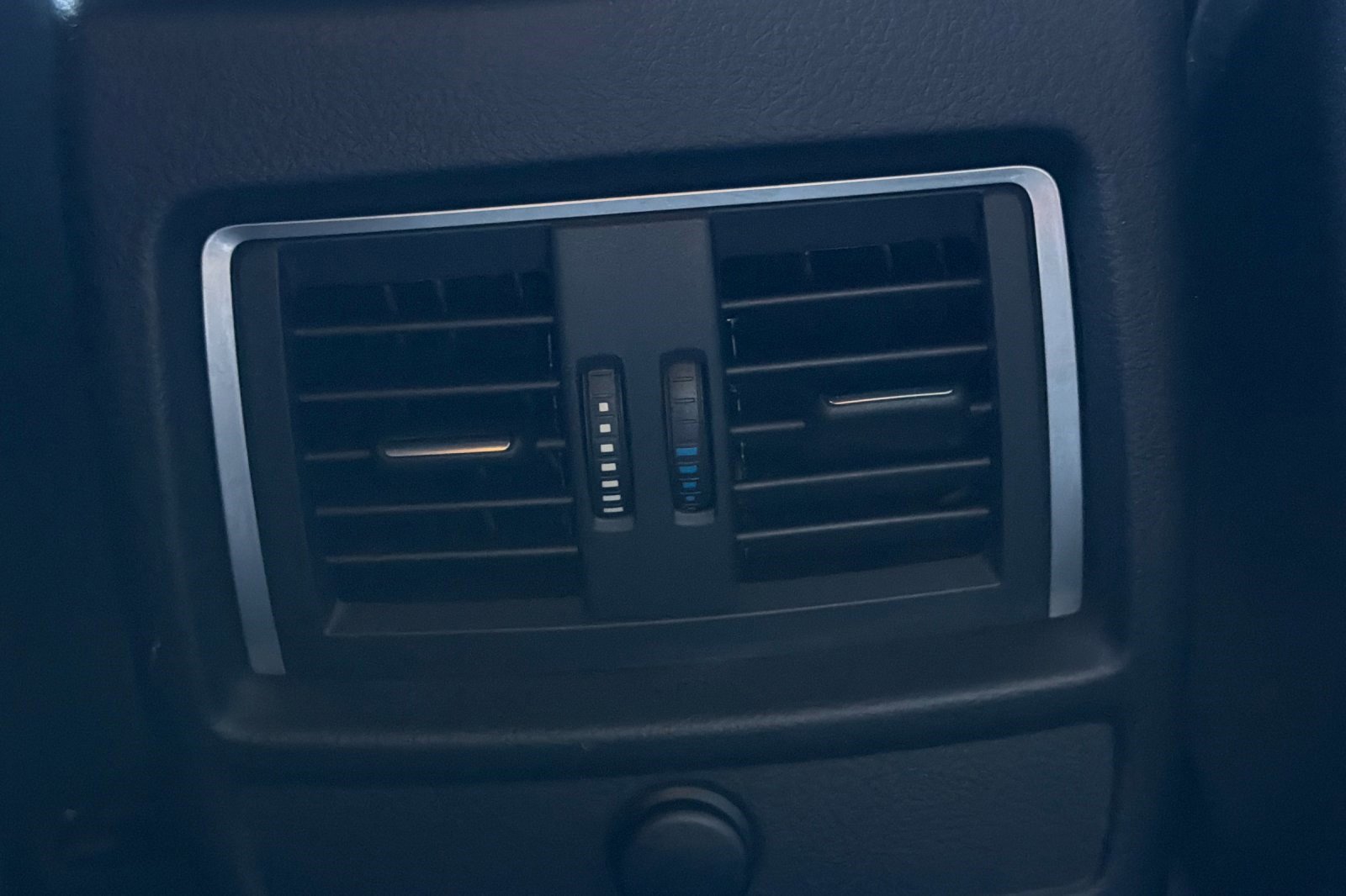 Used 2018 BMW 430i Convertible image 17