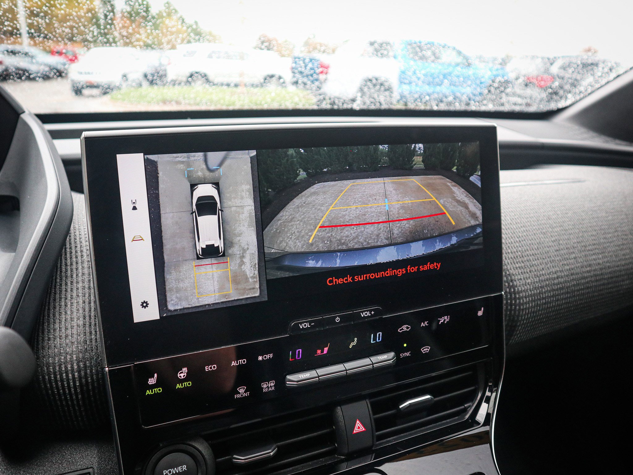 Used 2023 Subaru Solterra Limited image 25