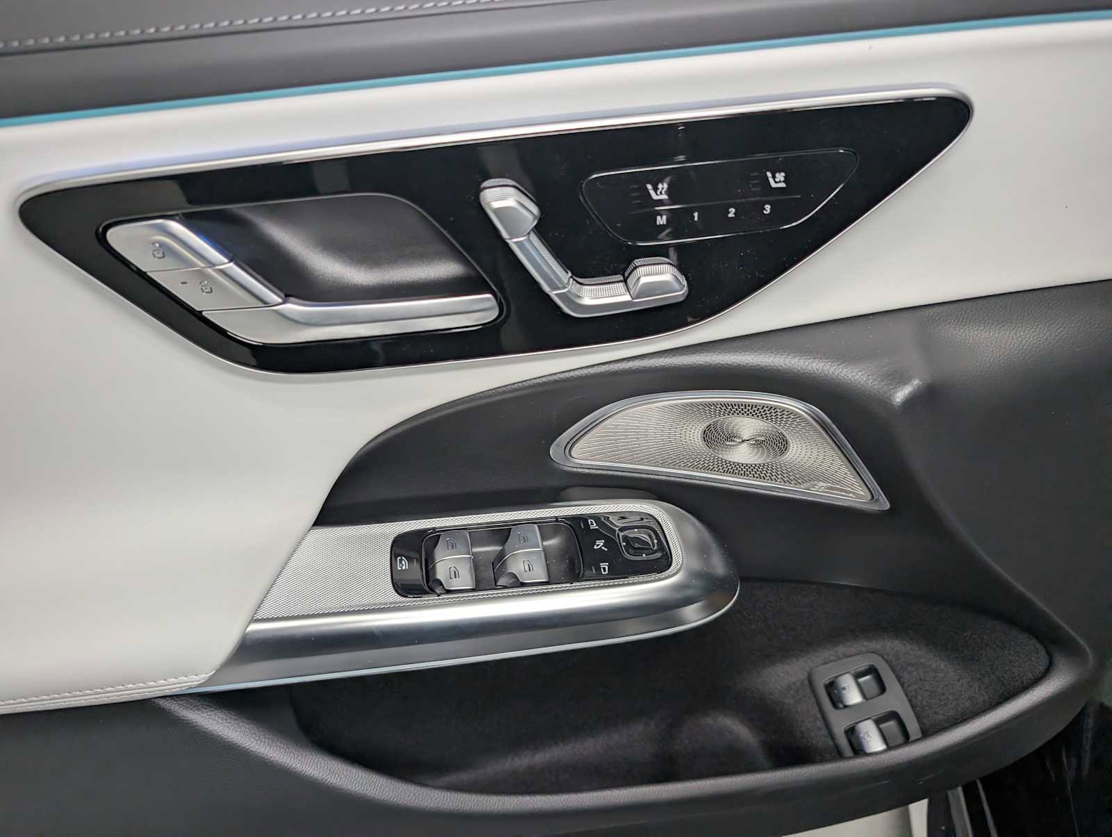 New 2026 Mercedes-Benz E 53 AMG e 4MATIC Sedan image 33