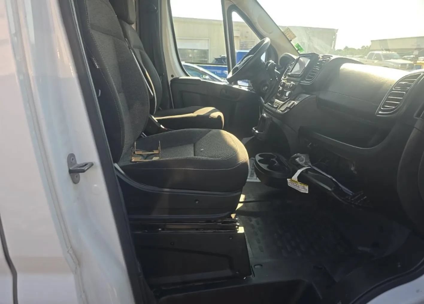 Used 2025 RAM ProMaster 2500 w/ Convenience Group FWD image 6