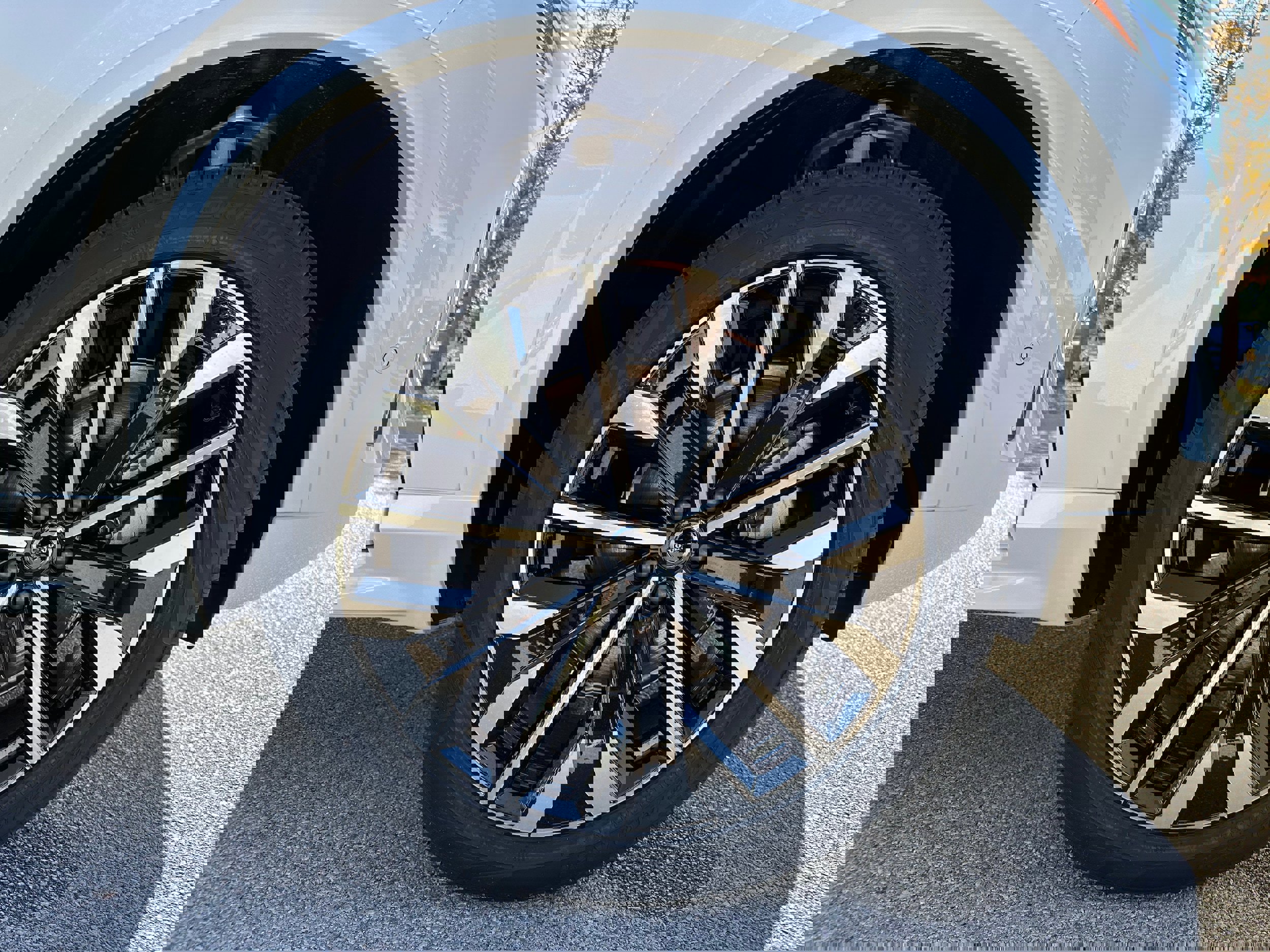 New 2026 Volvo XC90 B6 Ultra w/ Protection Package image 7