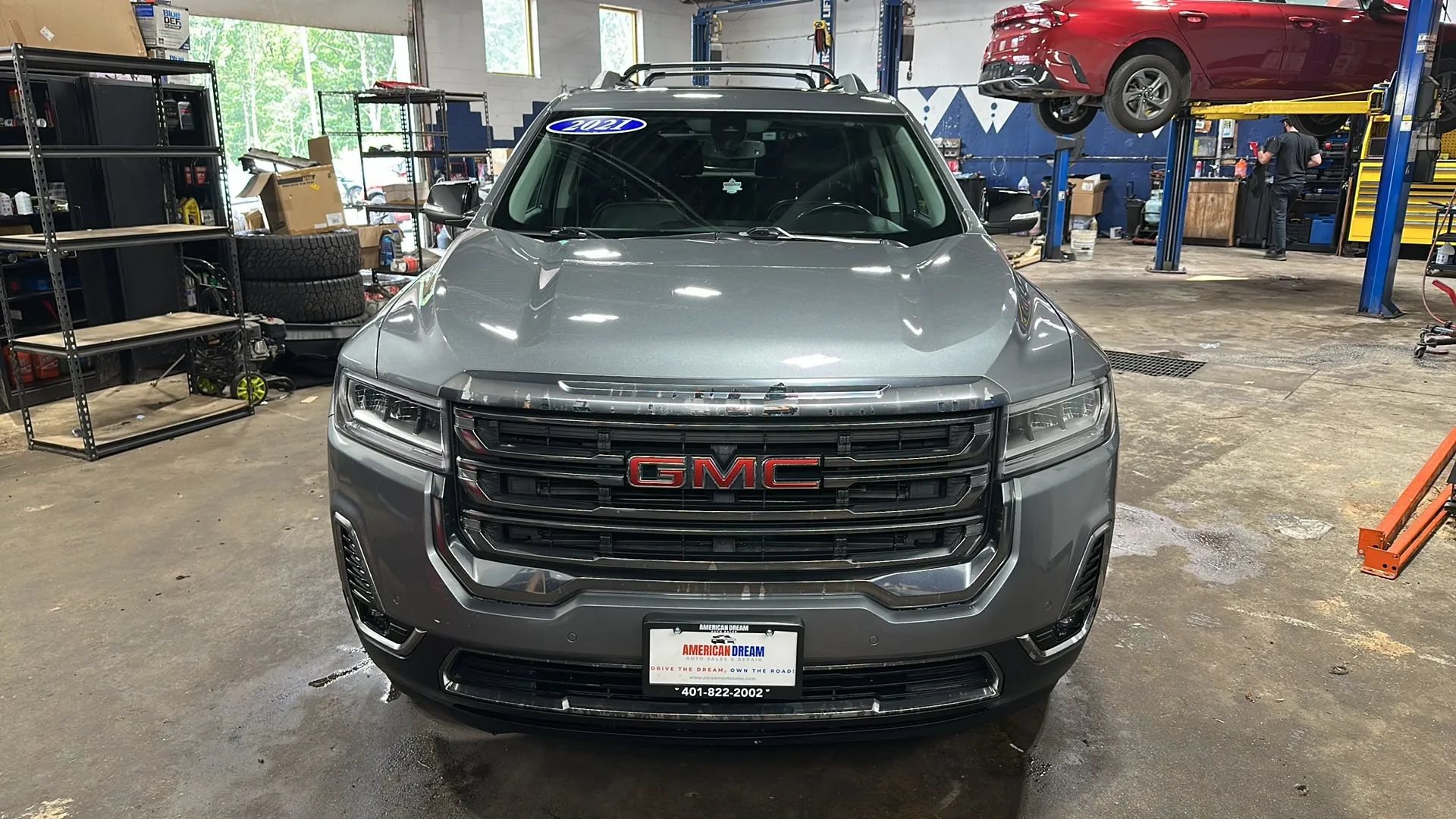 Used 2021 GMC Acadia AT4 w/ LPO, 'HIT The Road' Package AWD/4WD image 8