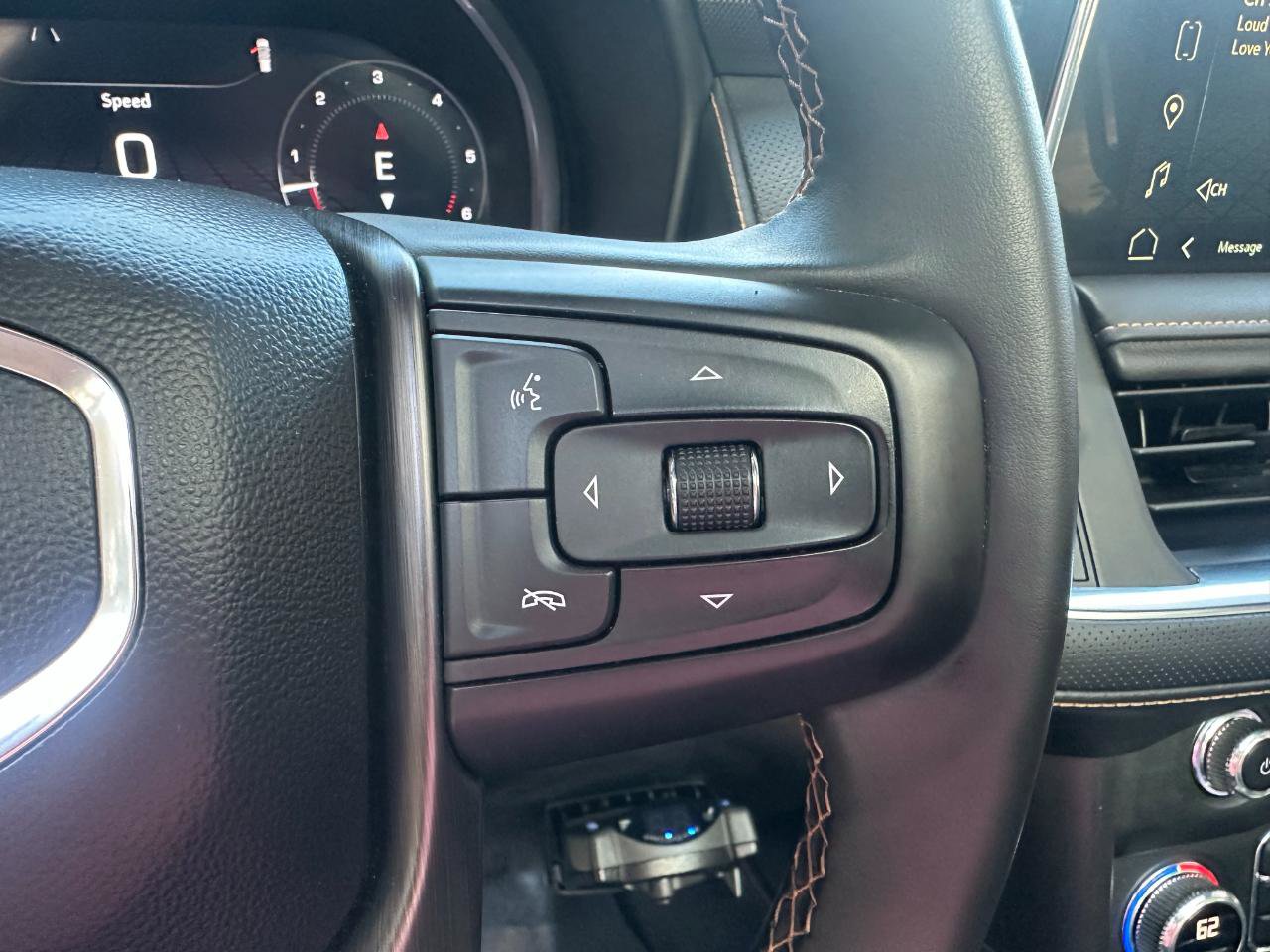 Used 2023 GMC Yukon XL AT4 image 46