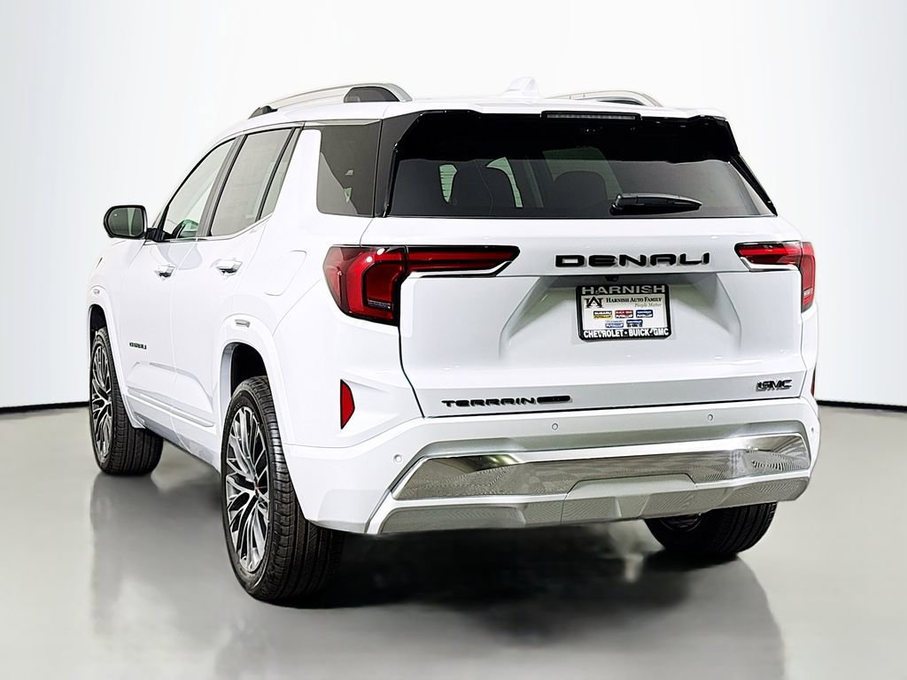 New 2026 GMC Terrain Denali w/ LPO, Black Badging Package AWD/4WD image 5