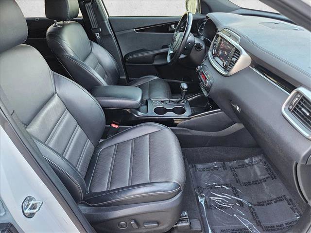 Used 2019 Kia Sorento SX image 24
