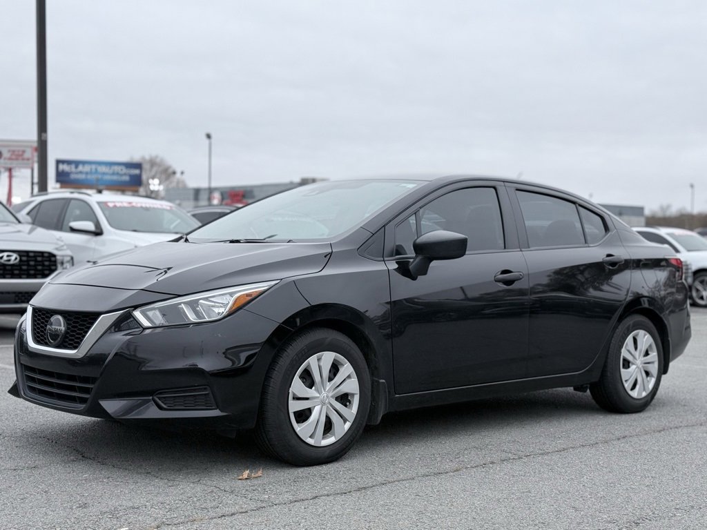 Used 2021 Nissan Versa S image 3